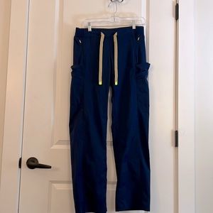 MEDELITA WOMEN’S BLUE DELTA SCRUB PANTS - SIZE MEDIUM